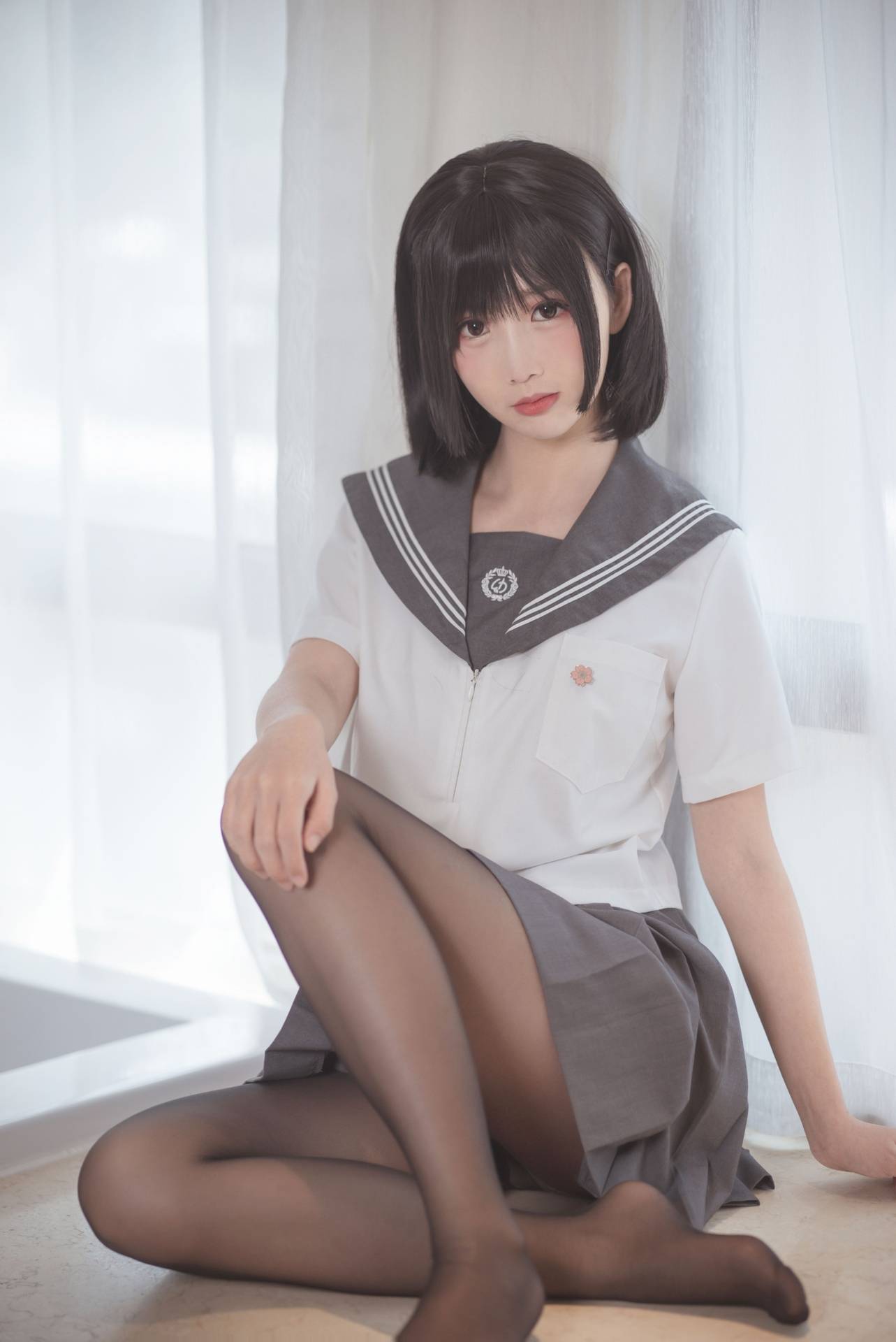 NO.058面饼仙儿脑内少女黑丝JK【25P】-可宝主